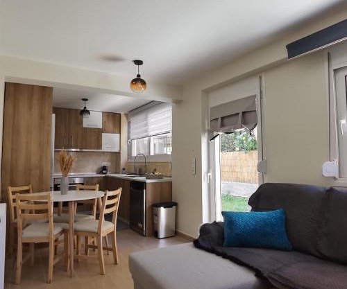 Locaroo apartment with garden space
