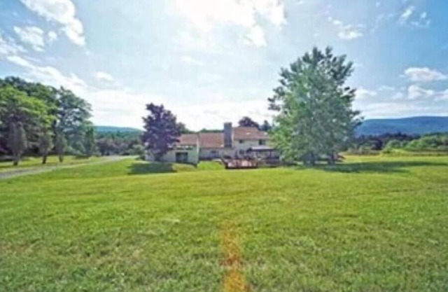 Located in Oneonta & Minutes from Cooperstown -- Perfect for Baseball Season!
