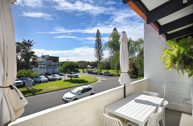 Located just across the road from one of Sunny Coast's most beautiful beaches