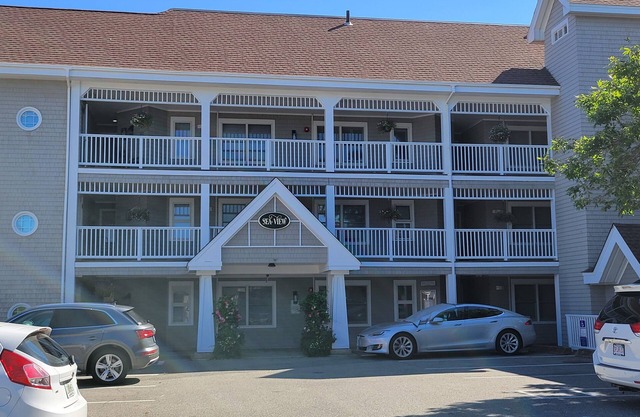 Location , Location , Location ! Walking distance to the beach.
