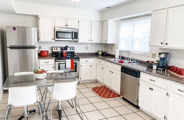 Conveniente 4 Bed Townhouse Oxford, OH - Miami University! (623 S Langosta)