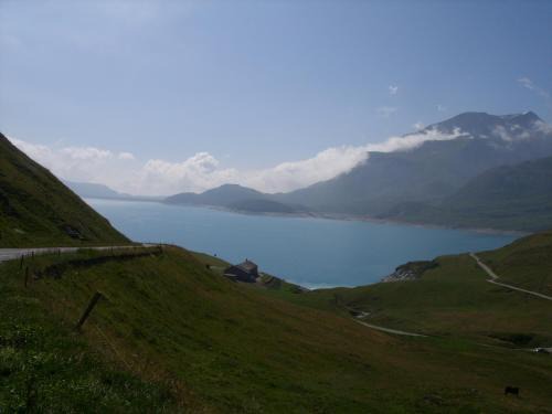 LOCATION STUDIO 4 PERSONNES VALFREJUS - Les Melezets 1