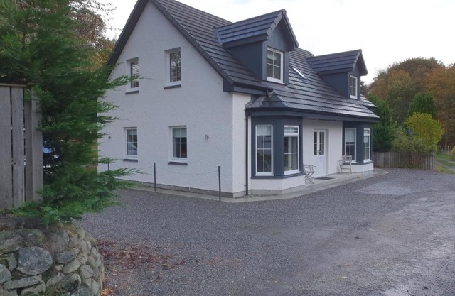 Loch Ness House Blairbeg