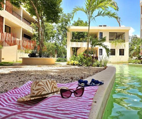 Loch Tulum Condos by Bunik