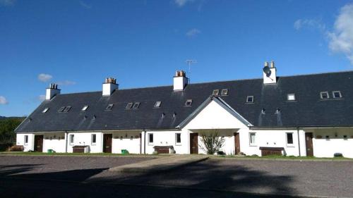 Lochside Apartment