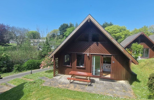 Lodge 2 Lanteglos 3 Bedroom sleeps 6,