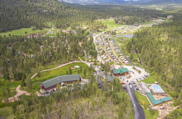 Lodge at Palmer Gulch