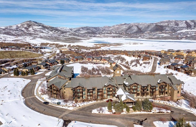 Lodge at Stillwater by KBM Resorts