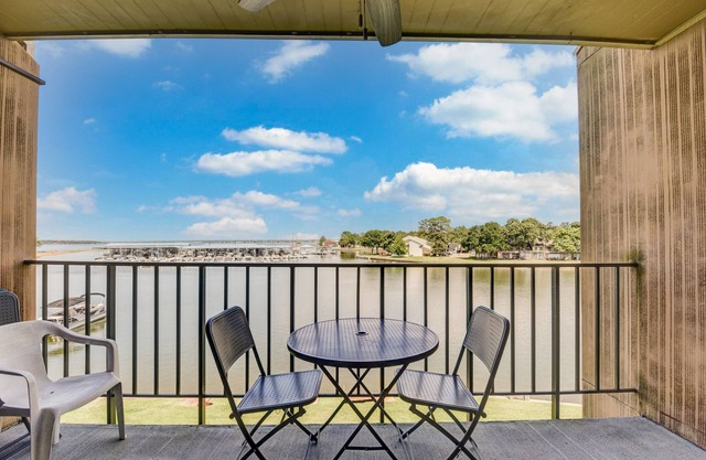 Lodge On lago Conroe