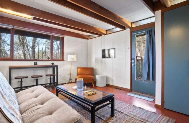 Lodge @ Paris Mtn- Greenville Monthly Rental