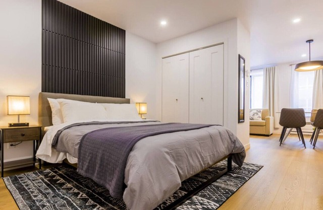 Loft 100 | Kitchen | Downtown