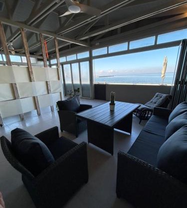 Loft 181 by Oikies Rentals