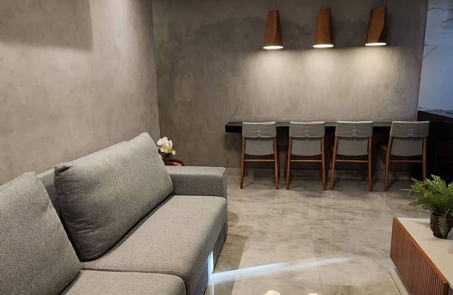 Loft 201 - Cozy with Alexa and Air Conditioning