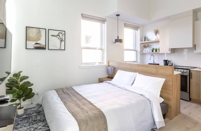 Loft 202 | Rooftop | Downtown
