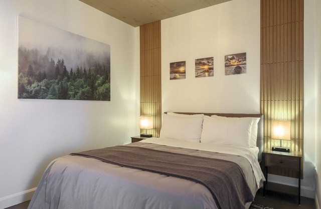 Loft 302 | Rooftop | Downtown