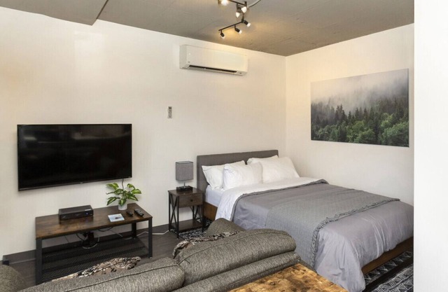 Loft 307 | Rooftop | Downtown