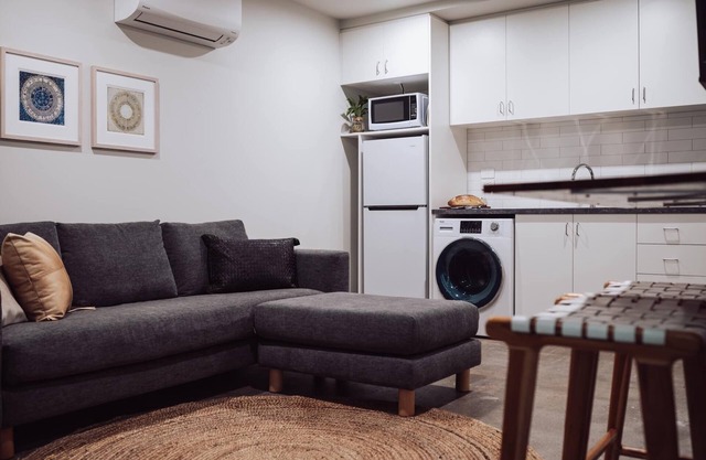 Loft in the heart of Devonport, with bike storage