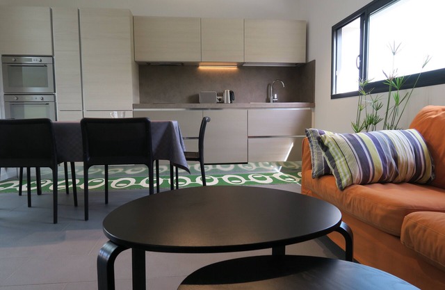 LOFT EN EL CORAZÓN DEL PUEBLO, EN EL PAÍS, A 10MN DE AIX