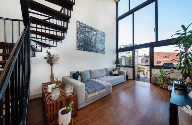 Loft Living Close to the MCG