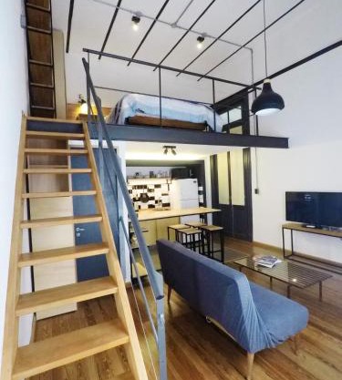 LoFt mANoLO