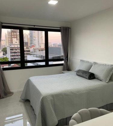 Loft moderno e completo a 200m do Consulado Americano