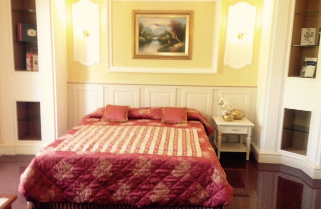 LOFT de 40 m. q. En una villa en las colinas de Le Marche, a minutos del mar.