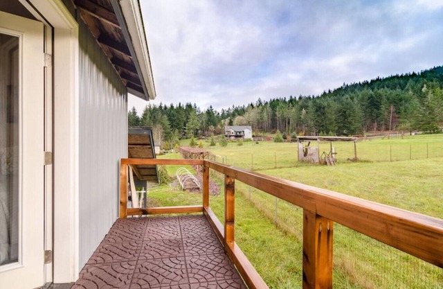 Loft escénica, una escapada privada, cocina, cerca de OSU, valle de Willamette