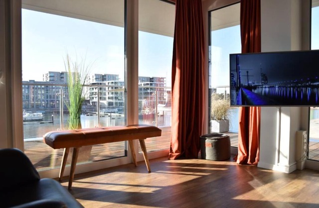 LOFT Port Marina 26