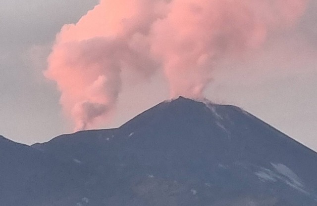 Loft su due Piani Indipendente ..parcheggio e Wi-fi Gratuito