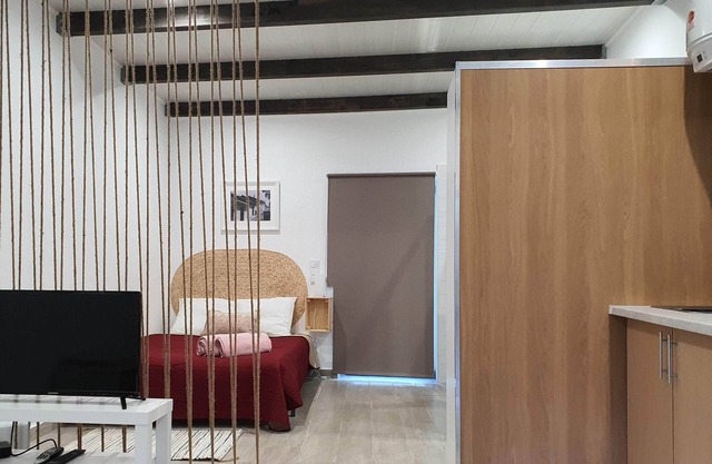 Loft con terraza en pintoresco pueblo cerca de Faro y playas
