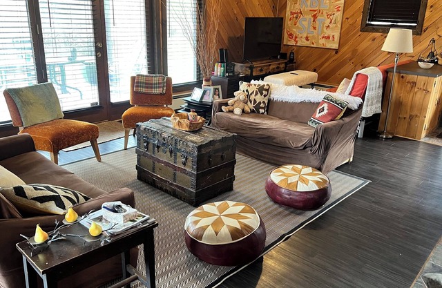 Lofted farmhouse in charming Roscoe on the Beaverkill river