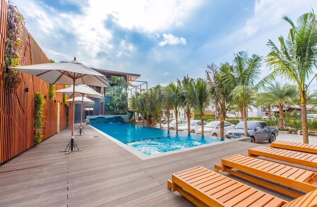 Loftmania Boutique Hotel