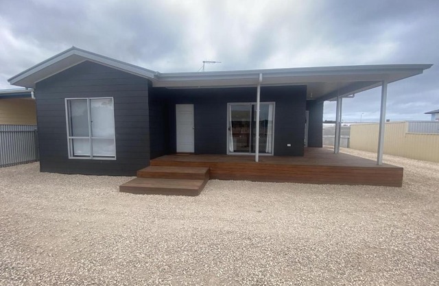 Lofty's Shack