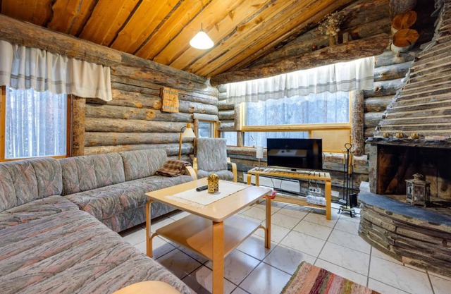 Log Cabin Apartment Käkriäinen A