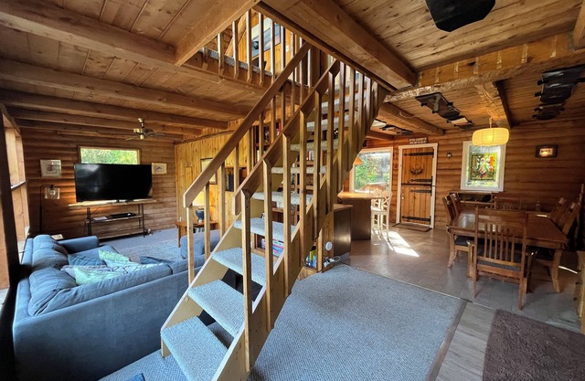 Log cabin in Girdwood