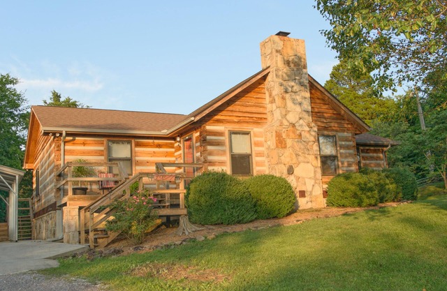 Inicie sesión en casa en 50 acres. Privado, conveniente, hermoso. Un pedacito de paraíso.