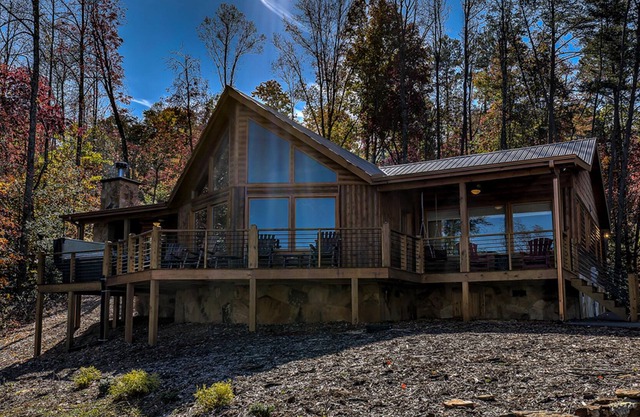 Log-off Lodge by Escape to Blue Ridge