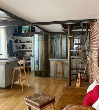 Logement de charme type loft parisien
