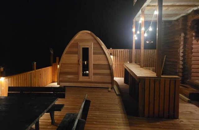 Loghouse with amazing view and sauna