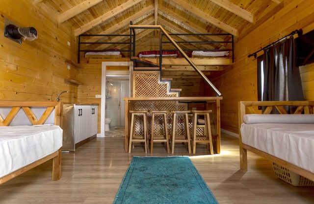 LogNikfer Bungalows