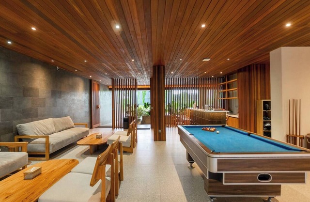 LOI Mansion Managed by ARM One Hundred