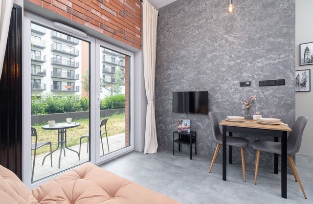 Lokum Salsa Apartment Cracow by Renters