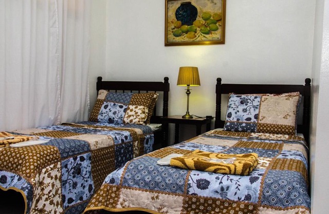 Lola Itang Pension House