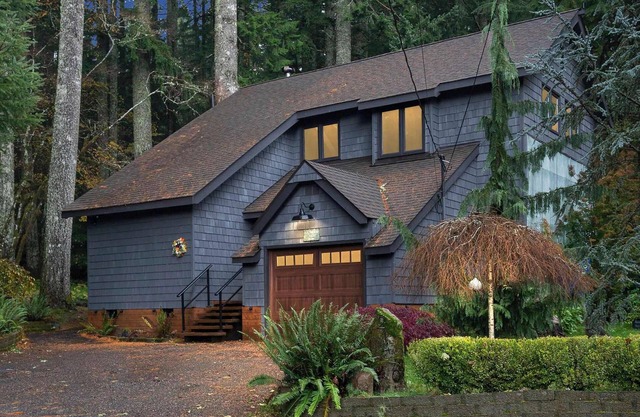 Lolowood Chalet - Modern Mt. Hood Forest Escape