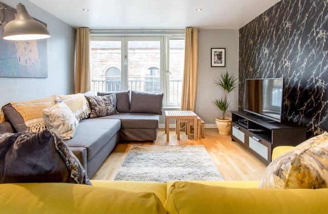 Lomond Serviced Apartments - Merchants Apartment