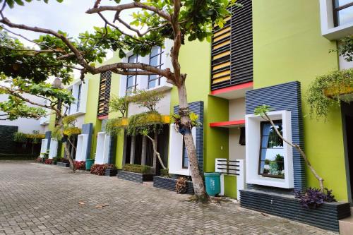 Lonari Hotel