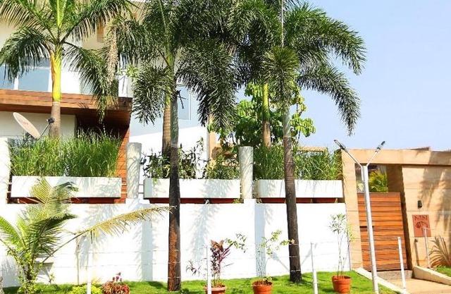 Lonavla kaki villa