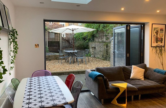 London Family Garden flat walking distance to Arsenal Stadium