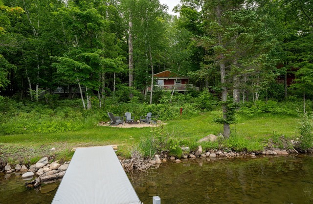 Lone Pine: Unplug & Unwind – Summer on Stanley Lake