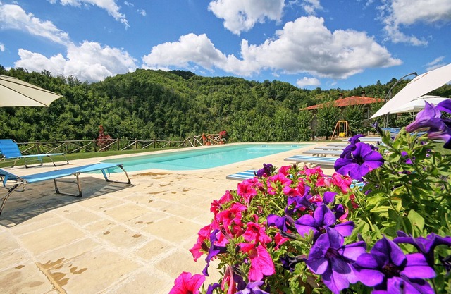 Casa Martina Casa de vacaciones independiente para familias con piscina climatizada
